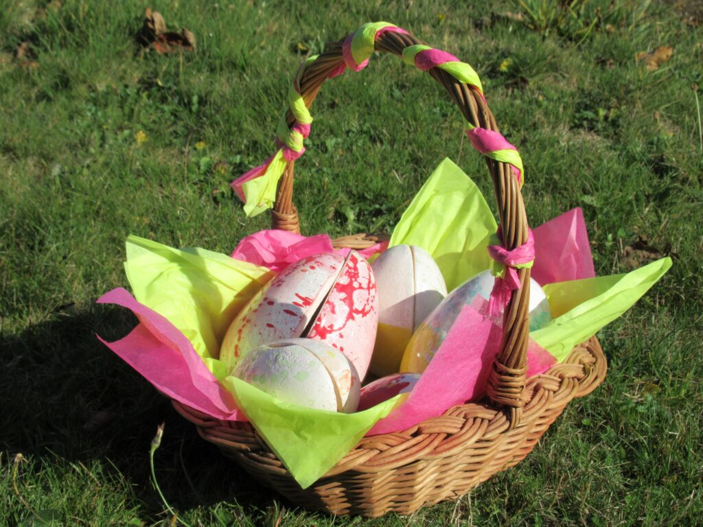 œufs de Pâques en céramique