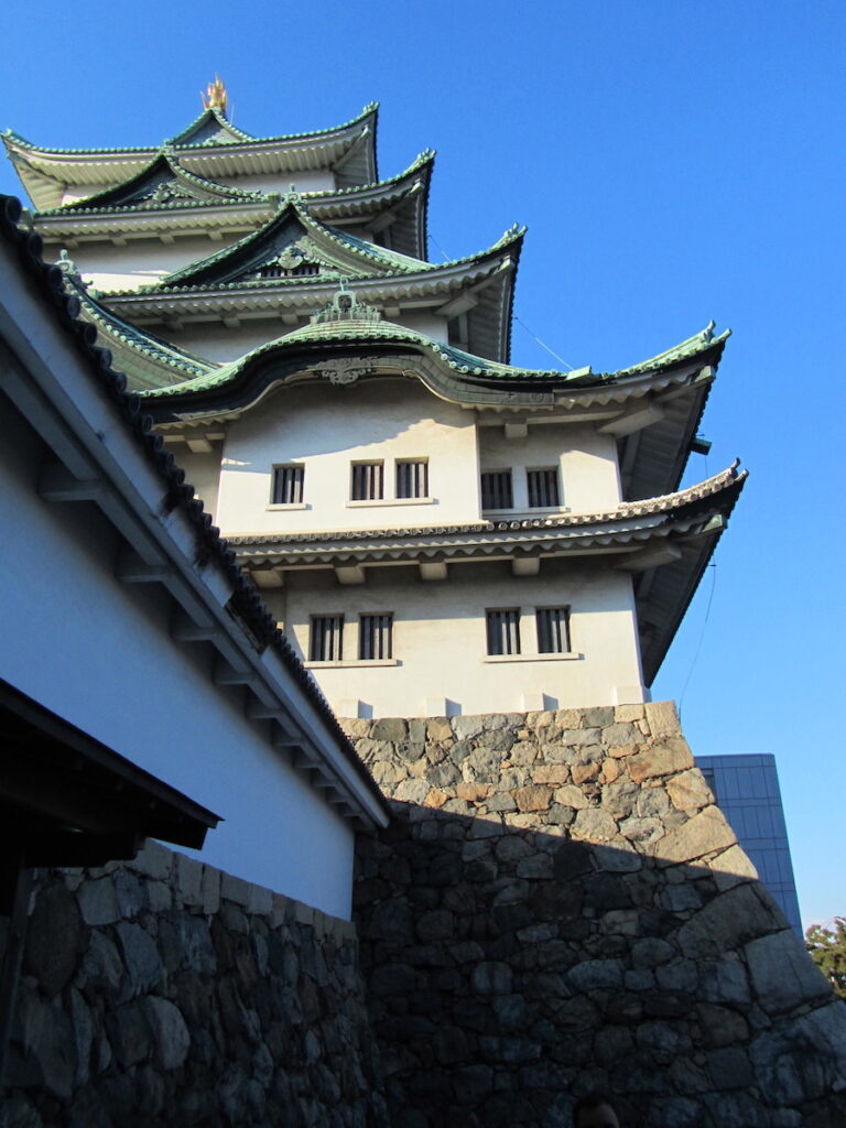 un château au Japon