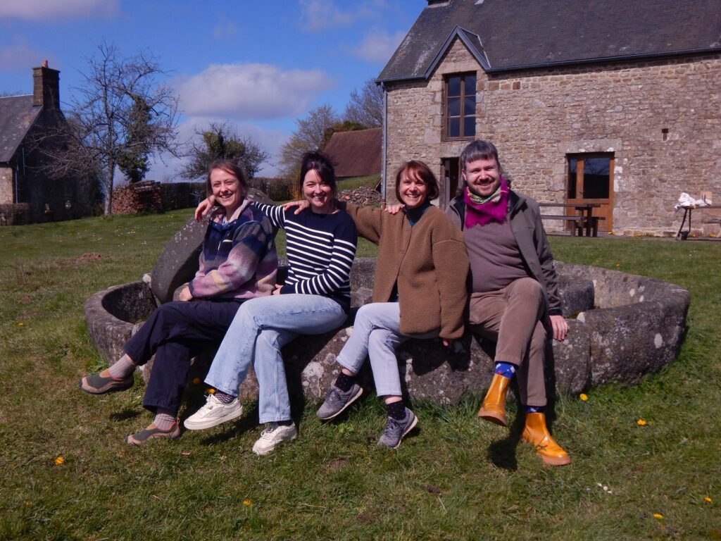 4 générations de céramistes de la pépinière-atelier